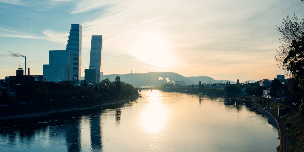 Basel Skyline am Rhein